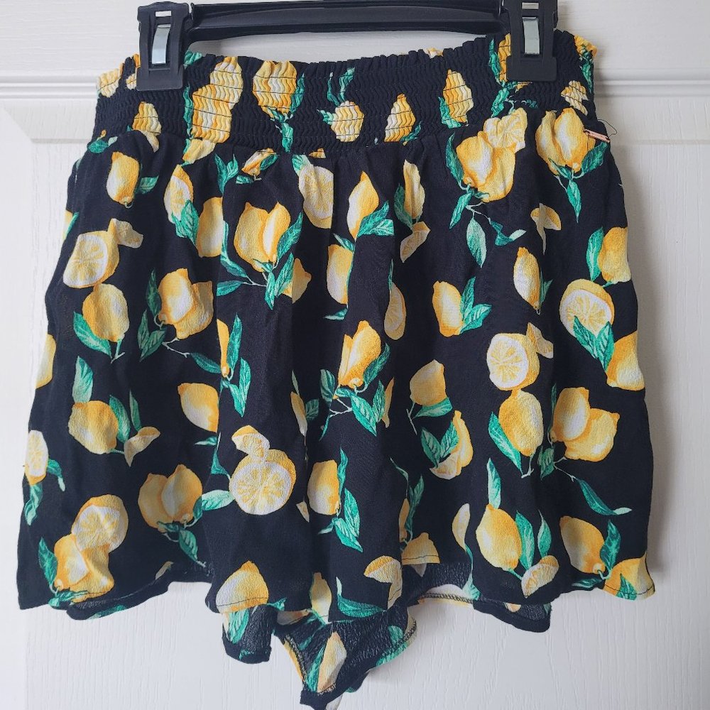 Victoria's Secret PINK Lemon Shorts